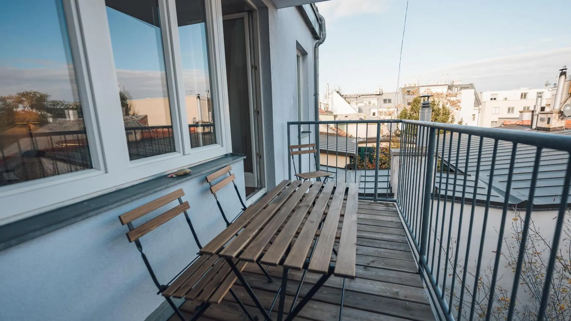 Beautiful Apartment With Balcony Vienna