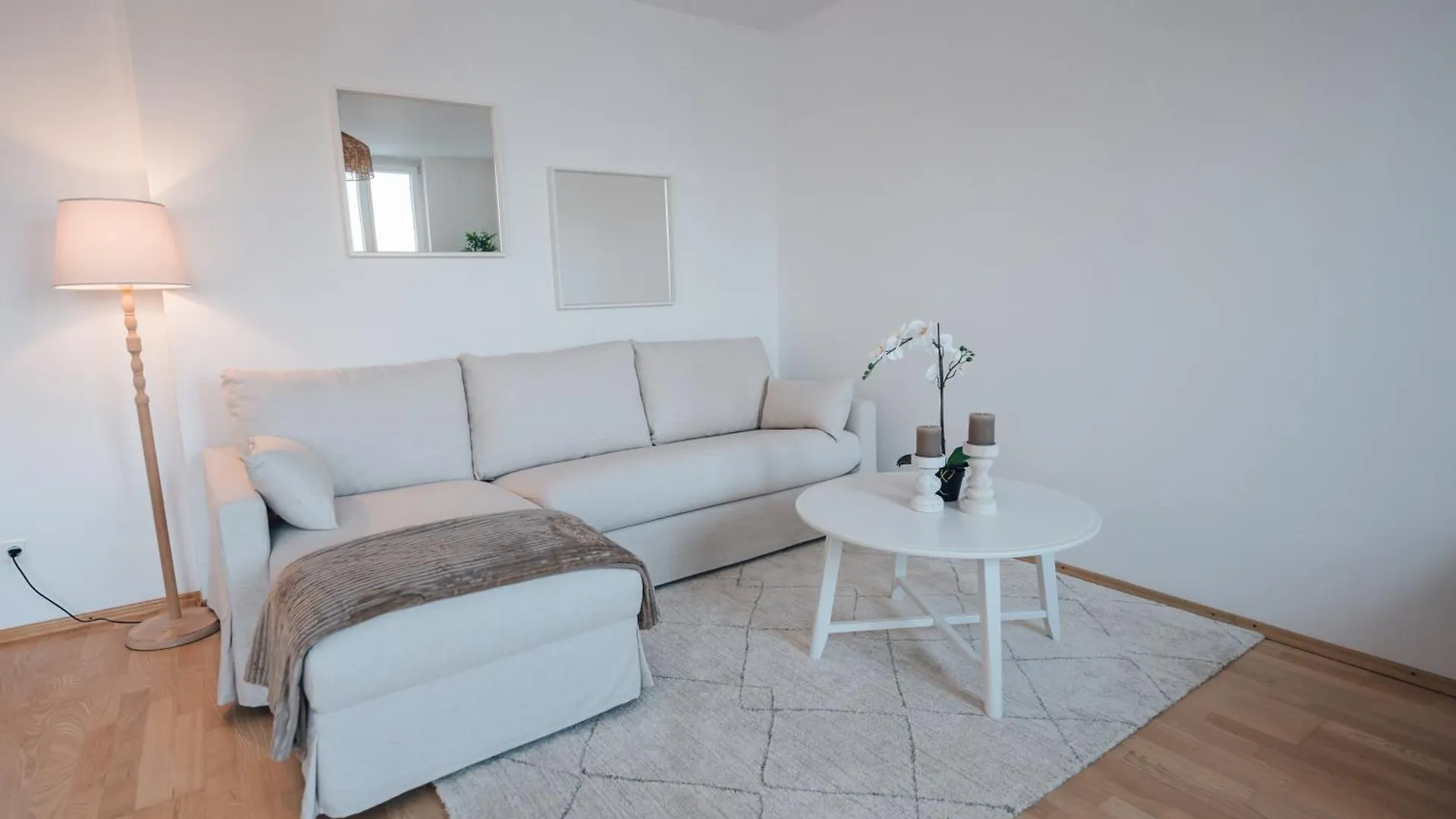 Beautiful Apartment With Balcony Vienna 0*,  Austria