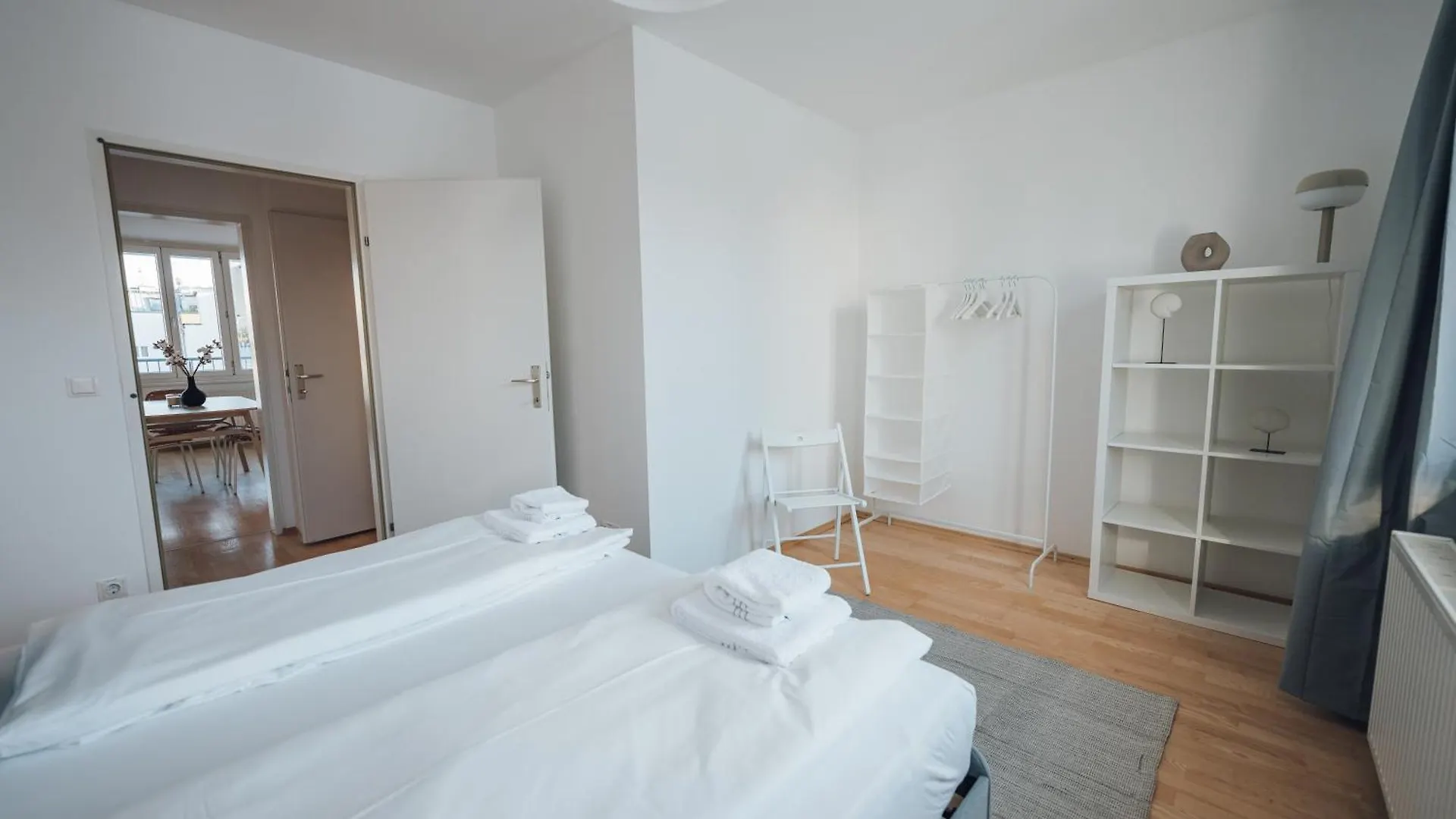 Beautiful Apartment With Balcony Vienna Austria